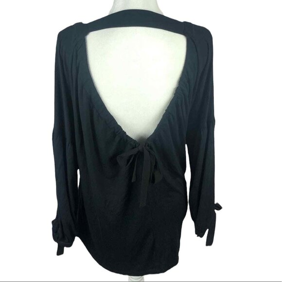 Hannah Deep V back Black blouse top size XL - Picture 3 of 5